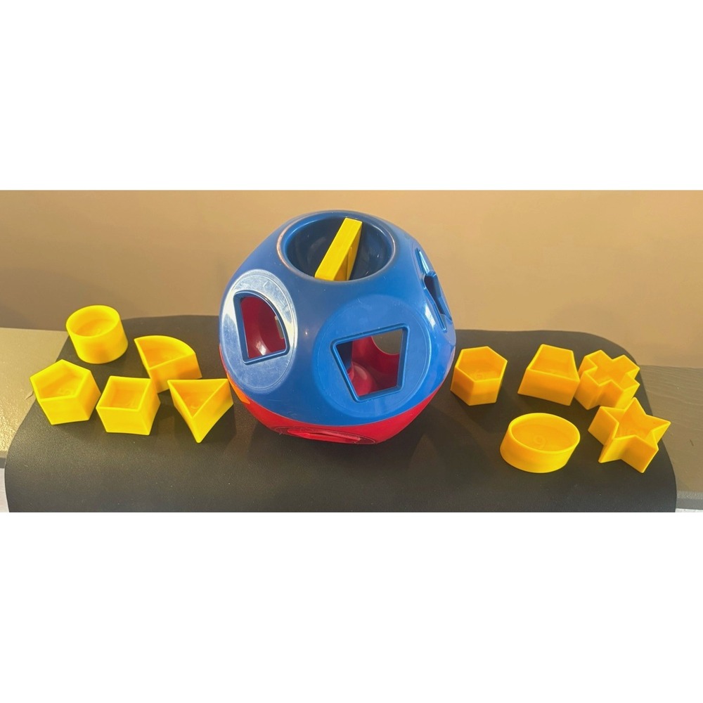 Vintage Tupperware Shape Sorter- 10 Shape O Ball Classic Blue Red Complete